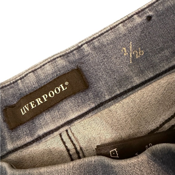 Liverpool Capri Pull-On Skinny Jeans Women’s Size 2/26 Medium Wash Stretch Denim - Picture 5 of 8